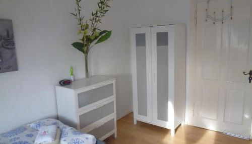 Airport Apartment - Photo 2