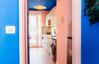 Luna - Cosy Appartement 50m2 - Place Parking Privé -Ascenseur - Position Centrale Gare - Pompidou - Nouvelle Ville - 2 à 4 Personnes - Foto 24