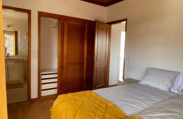 Sunny Villa Minutes from the Beach - Foto 26