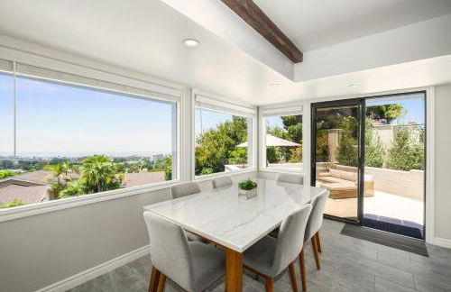 La Jolla Hilltop Haven with Ocean Views and Spa - Foto 21