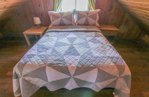 Lakefront Cottages 4 & 5 - 6BR Retreat for 12 - Foto 21