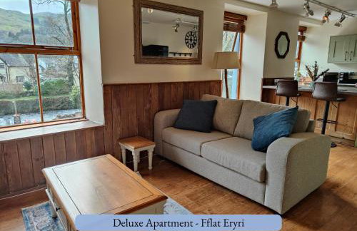 Llew Accommodation - The Townhouse - Photo 29