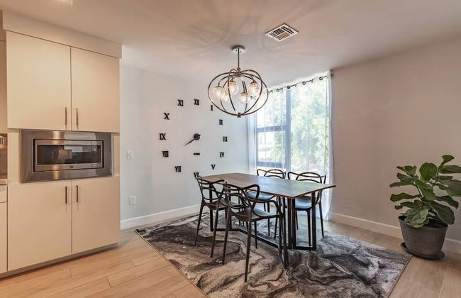 City Luxury Oasis! 3 Level Condo With 360 Roof! - Foto 18