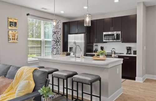 1 Bed Self Check-in pool Gym 30 plus Day Stays - Foto 8