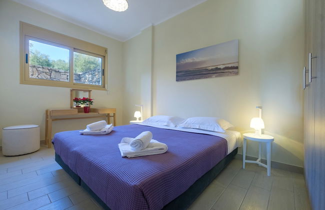 Hilltop Residences - Photo 5