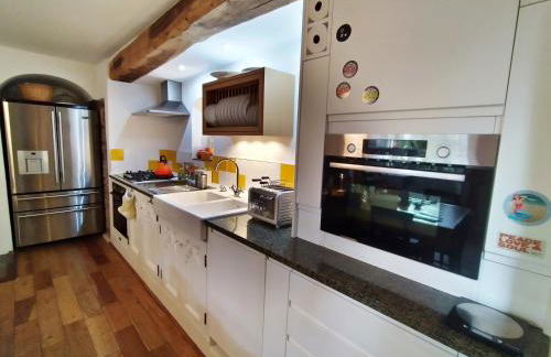 The Shire House - Photo 24