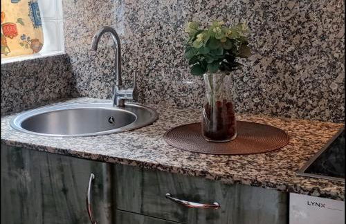 Apartamento 2 habitaciones tranquilo y ubicación perfecta - Foto 15