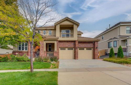 Yard, Home Gym, and Game Room Spacious Aurora Home - Foto 5