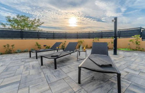 4 Bedroom Cozy Home In Jovici - Photo 21