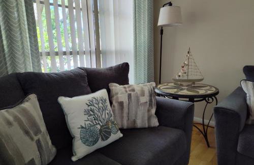 Comfortable Stay- Fully Stocked Home & Coffee Bar- All Essentials Provided - Photo 9