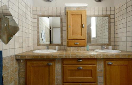 La Petite Maison - Mas des Sous Bois - Foto 19