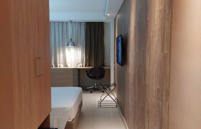 Mar Premier Flats - Photo 9