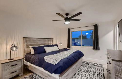 Peaceful Family Friendly 4 Bedroom Home with pool - Photo 6