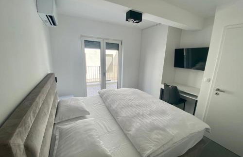 Marina Bay - Exclusive Apartment with Private Pool and Adriatic Sea View - Foto 20