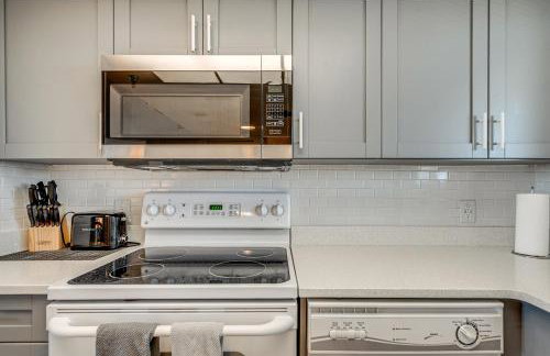 Balcony and Resort Amenities Gulf Coast Escape! - Foto 11