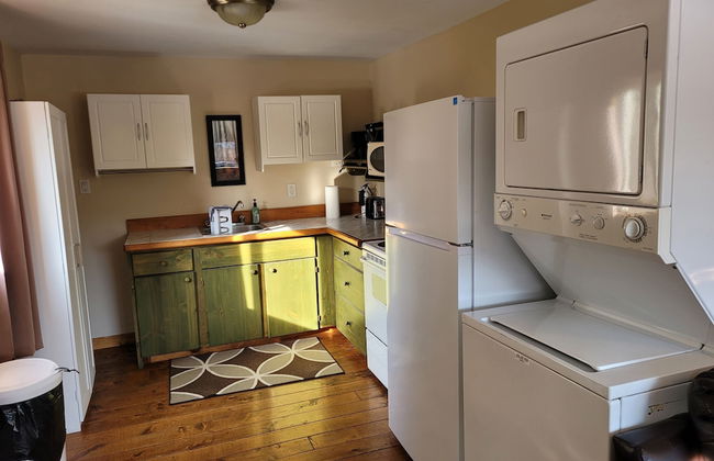 Stunning 2-bed House - Photo 6