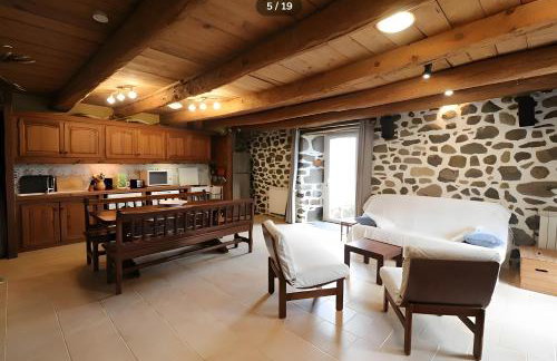 Gîte Au Cœur Du Cézallier Cantalien - Foto 3