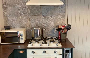 Great country-style house with a courtyard - Photo 15