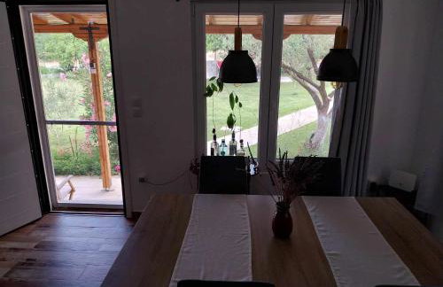 Bill & Eva's precious jewel - Photo 53