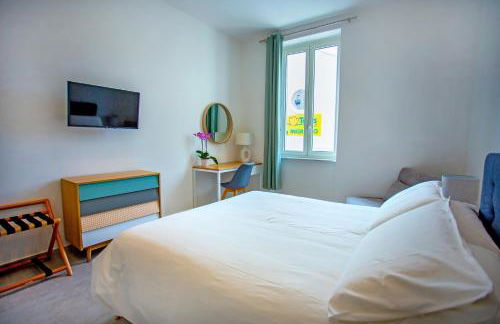 Cosmo 38 Luxury Apartments - Free Parking - Photo 30