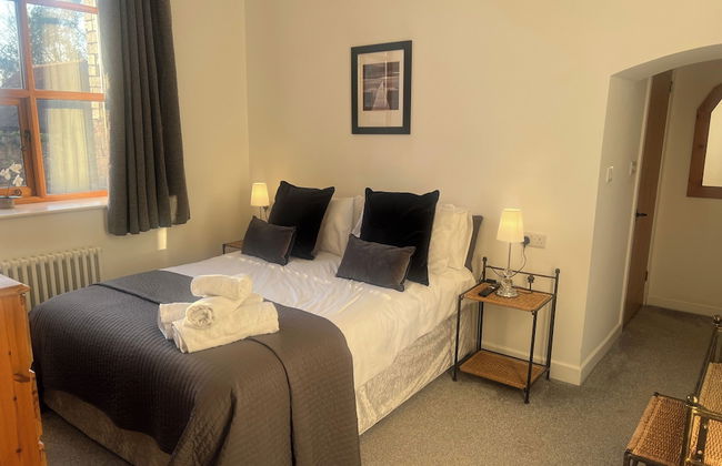 Barnstaple - Apartment- Sleeps 2 - Parking - Foto 2