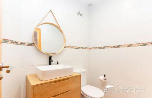 Villa Serranita - Stylish Holiday Home with Views and Air Conditioning 15 mins to Sitges - Photo 62