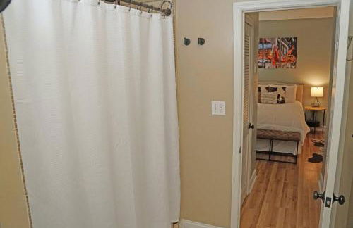 Historic Honky Tonk Hideaway - Foto 14