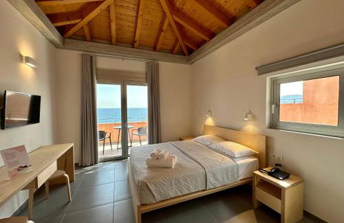 Pasithea Suites - Photo 22