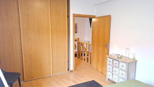 Casa Dos Passos II - Photo 4, wardrobe