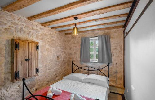 Mala kuća od soli - Foto 14