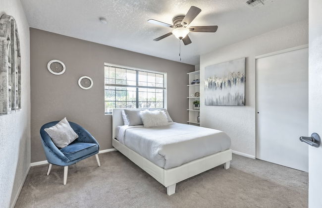 Luxurious Home with Red Rock Views - Foto 6