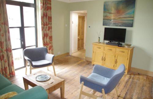 Stylish Garden Apartment, Exmouth - 'Little Monty' - Photo 13