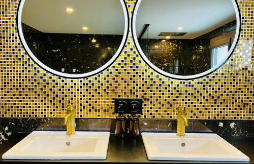 Suite Donatella - Piscine, Vue Hippodrome & Village à pied - Foto 12