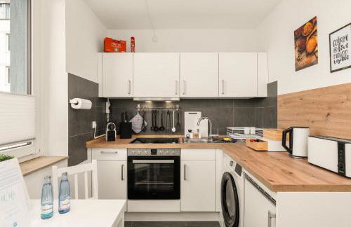 Guermache Apartments- City Design Apartments, Zentrum, Outlet, Balkon, Küche - Foto 45