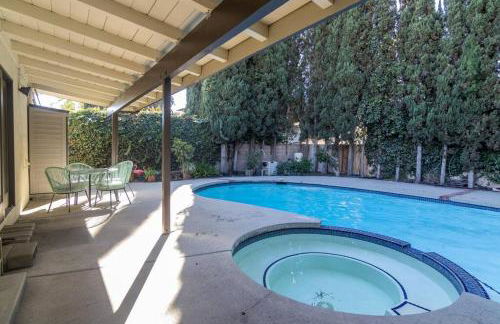 4 Bedroom house large pool & spa in prime location - Foto 6