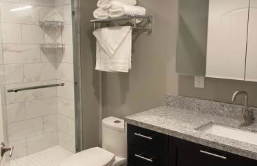 Cle Suites 3BR 2BA 5 min Walk to Cle Clinic Unit 2 - Foto 30