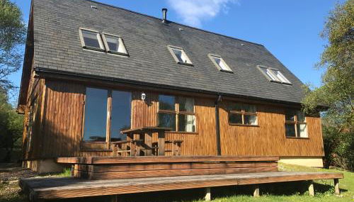 Birch and Oak Lodges - Photo 5, Garden