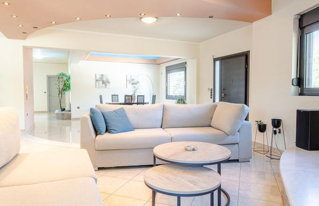 Villa Archodia - With Private Pool - Photo 12