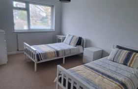 Spacious self contained flat in superb location - Foto 7