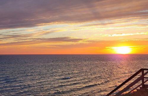 Relax on Lake Michigan at Reagan's Landing - Foto 2