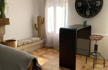 Appartement la corde a linge Gruissan village avec terrasses - Foto 8