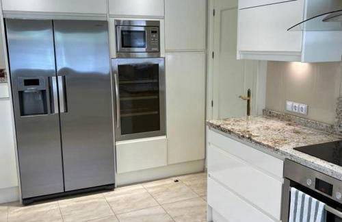 Beautiful villa 2 steps from the BEACH - Photo 13