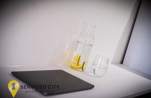 SCA-Arden House 10min to NEC Sleeps 6 Parks 2 Vans - Foto 33