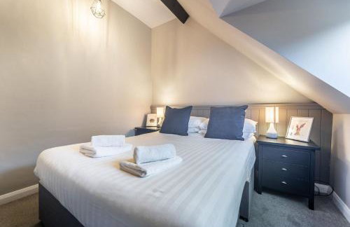 Coach House One - Photo 14