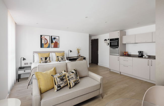 The Jubilee by Supercity Aparthotels - Photo 2