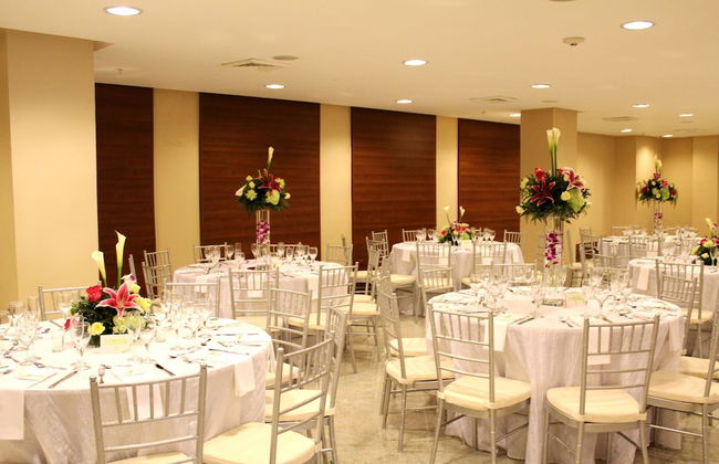 Torres de Alba Hotel & Suites - Photo 50