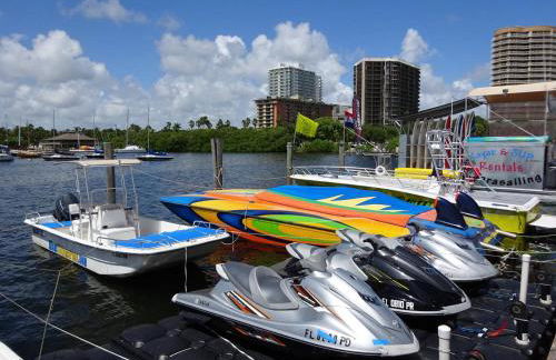 Ocean View Balcony steps from Restaurants, Peacock Park & Marina - Foto 21