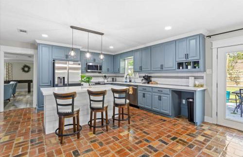 Ranch Home Gem 5BR Home Sleeps 12 with Game Room - Foto 14