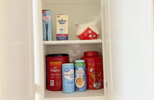 Near AT&T Stadium, UTA, Globe Life, Six Flags, DFW Airport, American Airlines Center with Games and Crib - Foto 26