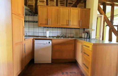 La Breteche-Le château et les dépendances - Photo 24